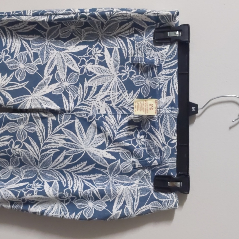 Pants - Picture 4 of 4